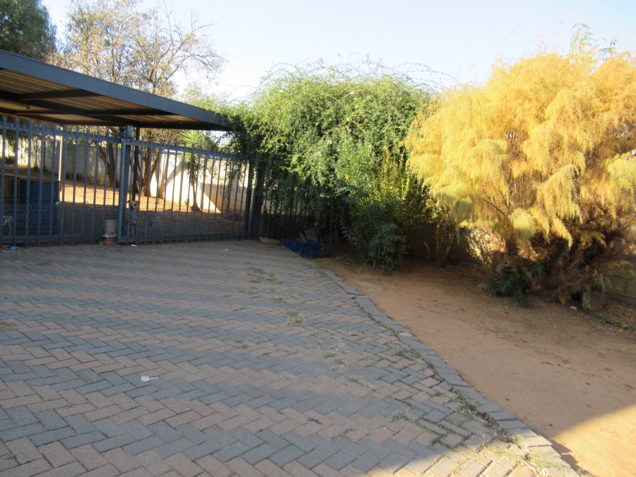 4 Bedroom Property for Sale in Riebeeckstad Free State